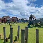 Feriehus Sophies, The Bay, 2 Bedrooms With Ensuites, Parking With Ev Point, 2 Dogs Welcome Filey